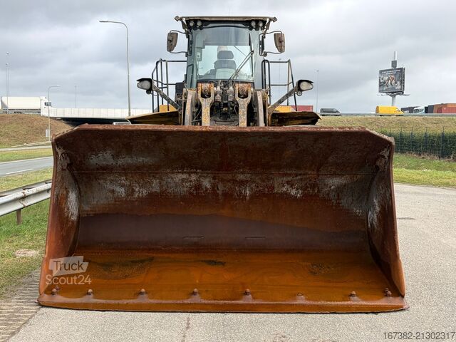 Læssemaskine Caterpillar 980M