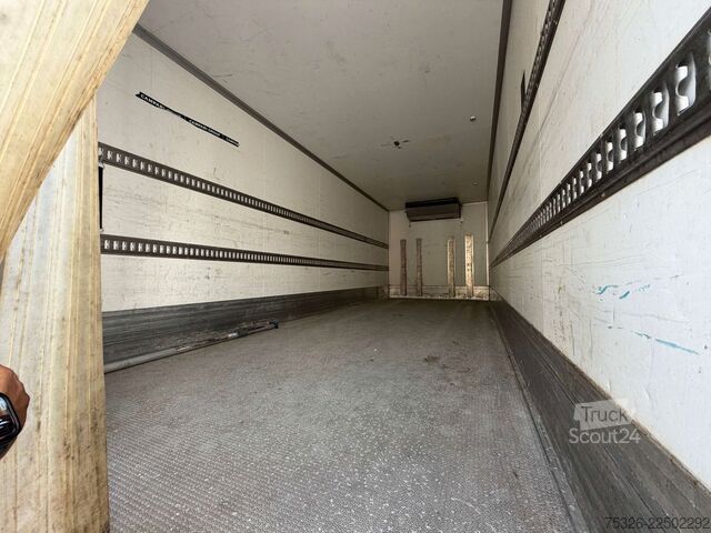 Kühlkoffer-LKW DAF LF 320 Monotemp., 18-to. stehende LBW, weiß