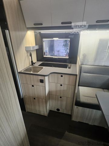 Teilintegriertes Wohnmobil SUNLIVING S 72DL ohne Hubbett Ford Heavy 3500 KG