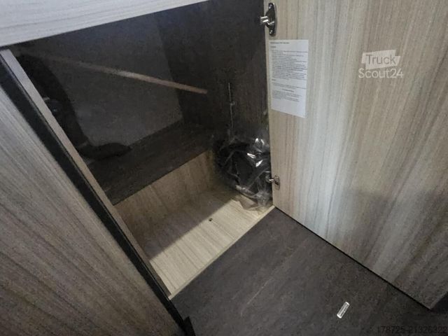 Teilintegriertes Wohnmobil SUNLIVING S 72DL ohne Hubbett Ford Heavy 3500 KG