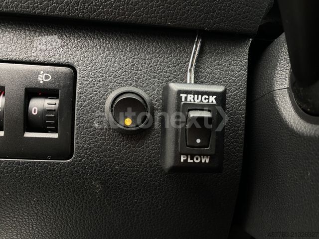 Muu VOLKSWAGEN Caddy *Winterdienst* Schneeschild+Streuer BOSS