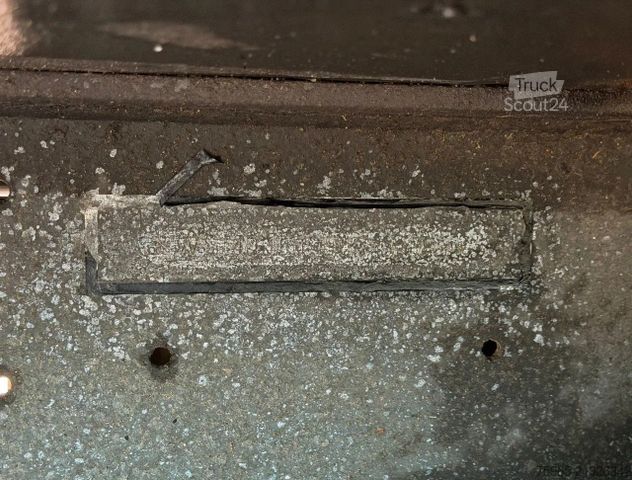 Semirremolque frigorífico SCHMITZ CARGOBULL SKO24 THERMO KING SLX300 WITH 5400 ENGINE HOURS