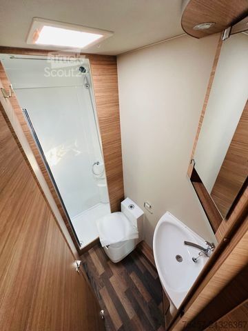 Autocaravana semi-integrada WEINSBERG CaraSuite 650 MF - MJ25 - 5 Sitzplätze - 85.508¤