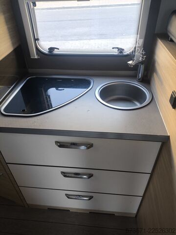 Pusiau integruotas kemperis Fiat Ducato Weinsberg Carasuite 2024 | Automática | 5 plazas para dormir