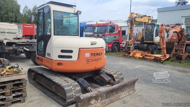 Rupsgraafmachine Schaeff HR 32 Kompaktbagger Circular