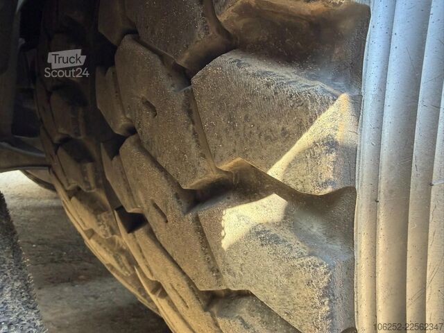 Standard-SZM Volvo FH 460 6X4 ZSM + (26.5m) KRAN COPMA 530.7 + FLY...