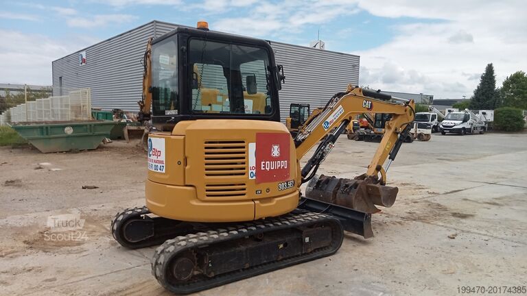 Mini-escavadora < 7t Caterpillar 303.5E2 CR with 3 buckets