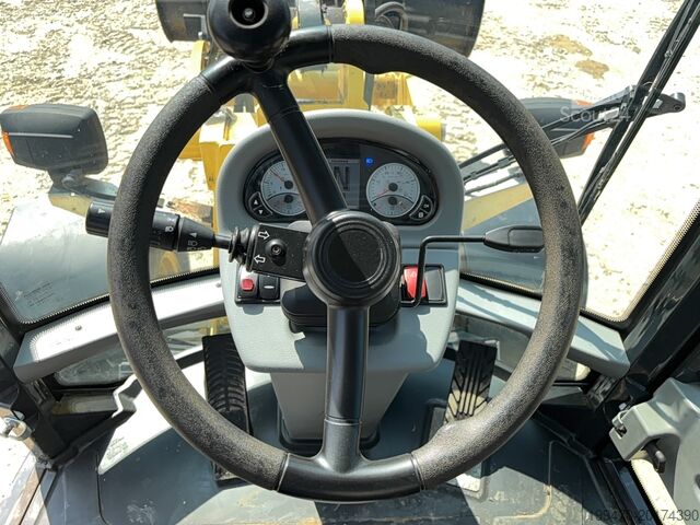 Hjullastare Yanmar V100