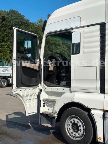 Tracteur routier standard MAN TGX 26.500 6x2 Blatt-/Luft