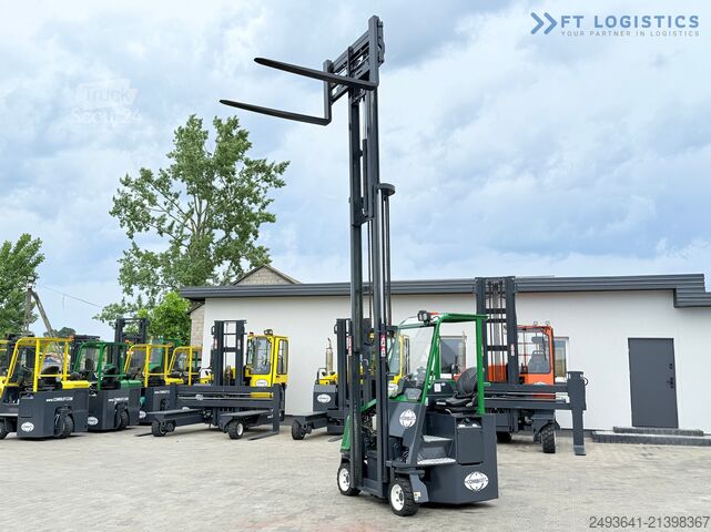 Wózek widłowy czterokierunkowy Combilift CB3000 / TRIPLEX 4900MM / FREE LIFT