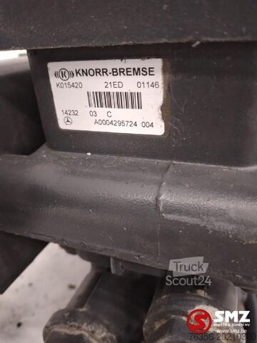 Oro sistema Mercedes Occ EBS voorasmodulator Mercedes Actros MP4 A00042