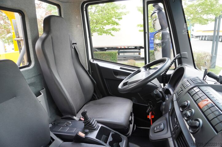 Platformă de macara coborâtă Iveco Eurocargo 160-210 / 75,000 km! / OMARS l