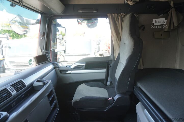 Ciągnik siodłowy MAN TGX 18.510 4x4 tractor unit / 510 HP / S