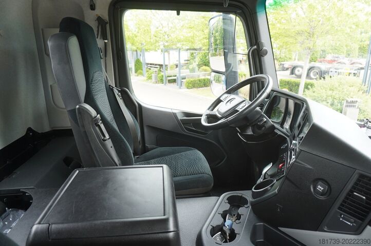 Sattelzugmaschinen Mercedes-Benz Actros 1845 4x2 / Jost 5th wheel / 11.1