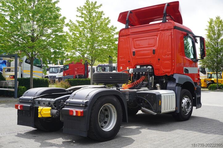 Tractor Mercedes-Benz Actros 1833 tractor unit / 260 tho. km