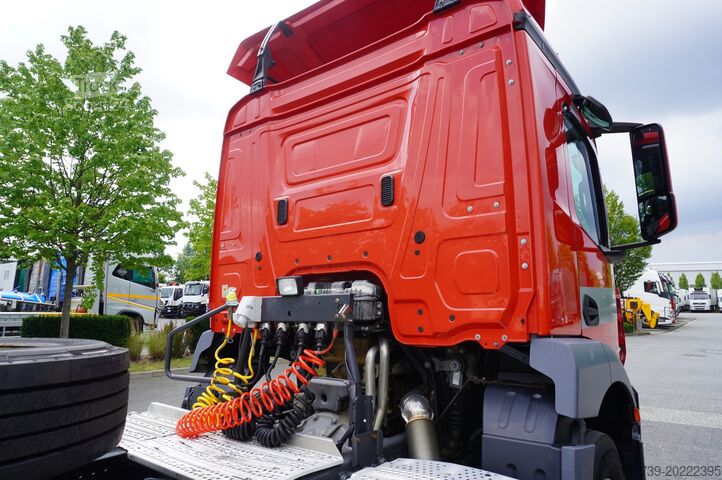 Tractor Mercedes-Benz Actros 1833 tractor unit / 260 tho. km