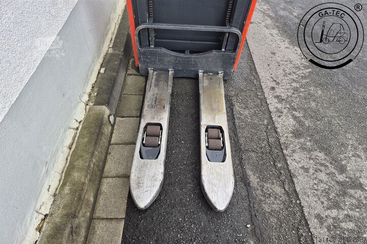 ручной штабелер Linde L12