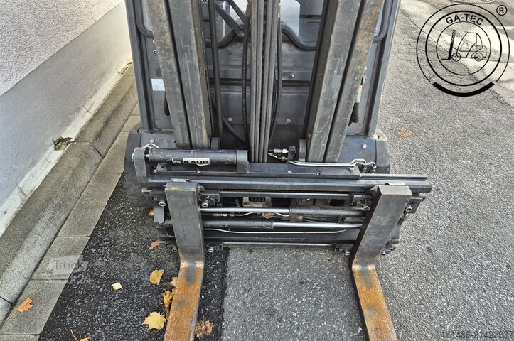 Elektromos 4-kerék Linde E20PL-02