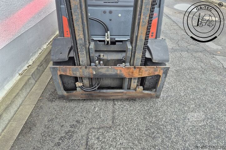 LPG-vorkheftruck Linde H35T-02 EVO