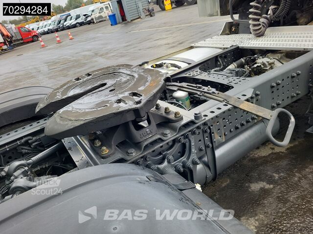 Standard-SZM Mercedes Actros 1851 Actros 4X2 BigSpace Retarder ACC Eu...