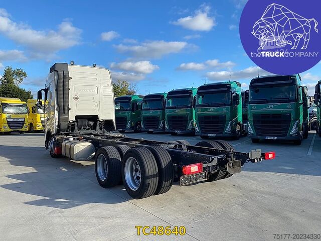 Châssis avec cabine Volvo FH 460