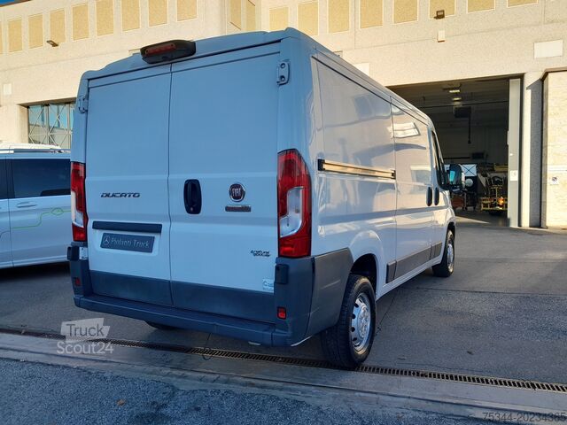 закритий фургон FIAT Ducato 35q 3.0 Natural Power L2H1