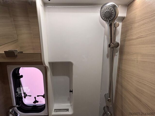 Camper van Forster FV 636 EBL Livin'Up