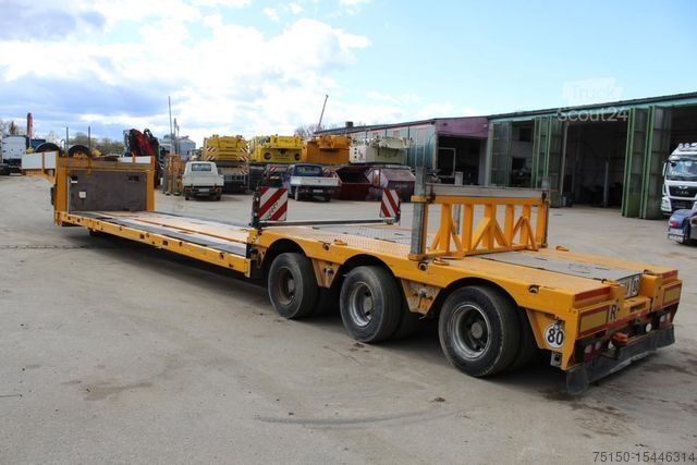 LÄglastarslÀpvagn FAYMONVILLE F-S43-1ACA TIEFBETT 8,5 m TELESKOPIERBAR Nr: 136