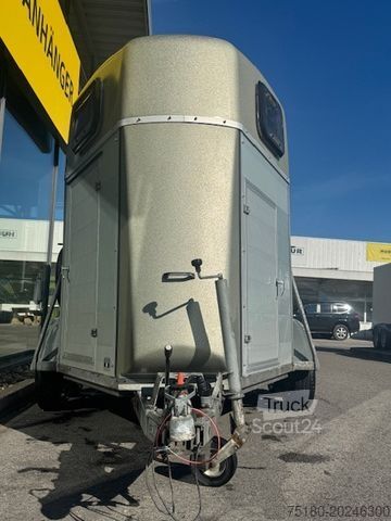 Remolque de transporte de caballos BÖCKMANN Big Champion 2 Pferdeanhänger 2,4tALU DS-Klappe