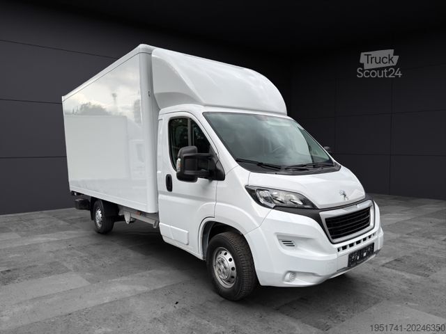 Furgone chiuso PEUGEOT Boxer Koffer Ladebordwand Klima Tempomat*74 Tkm*