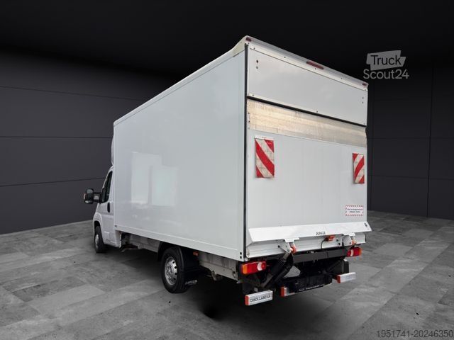 Furgone chiuso PEUGEOT Boxer Koffer Ladebordwand Klima Tempomat*74 Tkm*