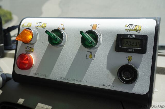 Nostokori Renault Midlum 220 DXi / 50 tho. km!