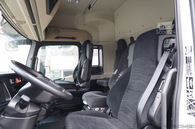 BDF / ajotunteihin Mercedes-Benz Actros 2540 6x2 / 40 tho. km! / 5-seater
