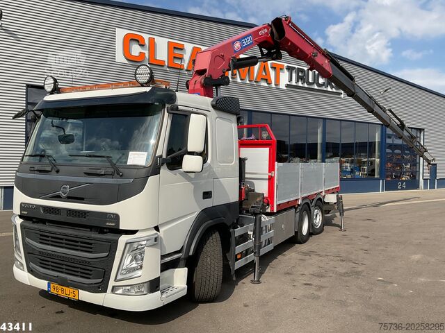 Автомобил с кран Volvo FM 500 Euro 6 HMF 32 Tonmeter laadkraan Just 16...