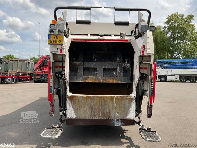 Vuilniswagen DAF FAG CF 290 Euro 6 Geesink 17m³