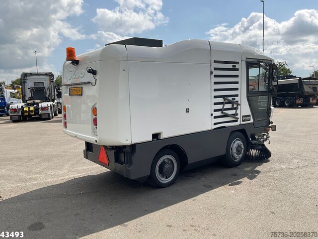 Kehrmaschine Ravo 540