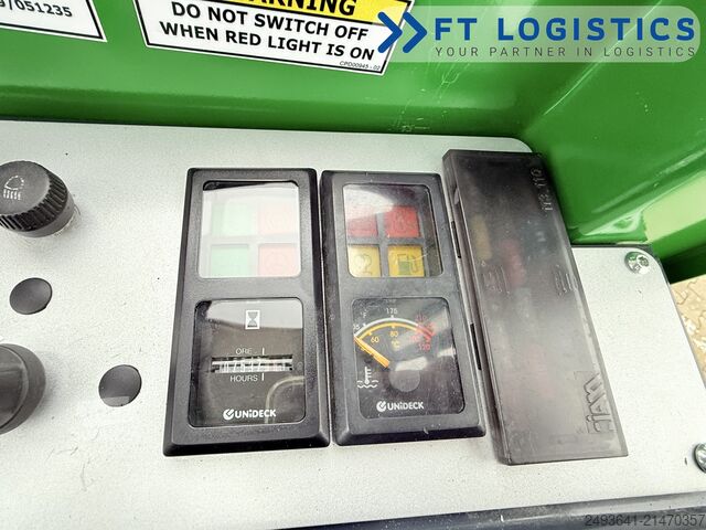 Vierwegvorkheftruck Combilift C3000 DIESEL WIDE FORK POSITIONER DUPLEX