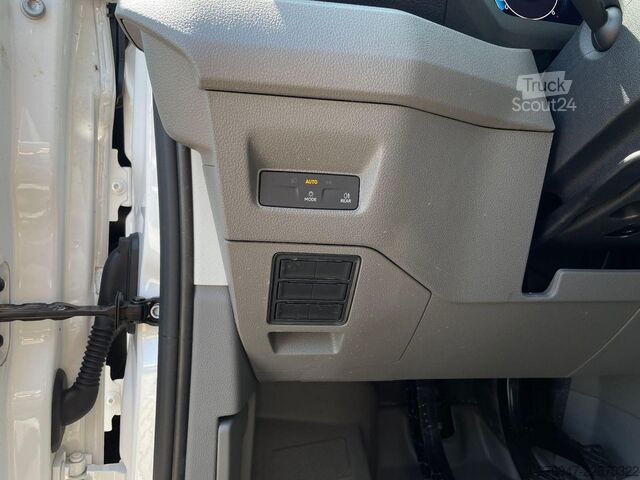 Furgoneta de caja alta VW Crafter Kasten 35 L3H3 NAV AHK äden