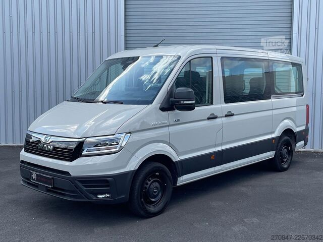 Minibús MAN TGE 3.180 Kombi L3H2 AHK LED NAV SITZH LENKRADHZ