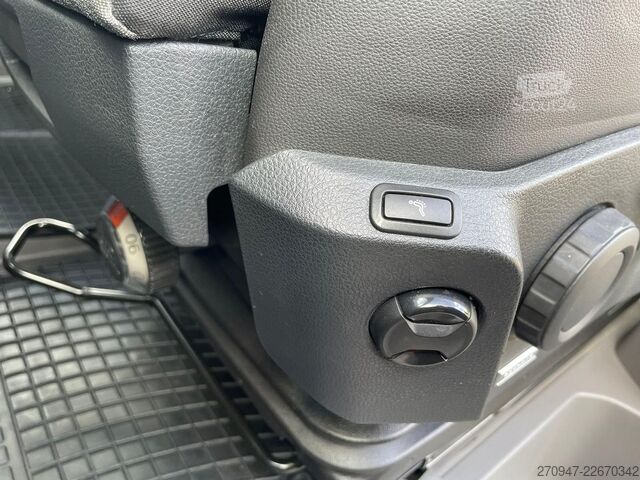 Minibús MAN TGE 3.180 Kombi L3H2 AHK LED NAV SITZH LENKRADHZ