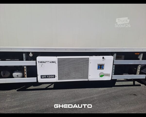 Standard nyergesvontató IVECO AS260SY/FS-CM - AS260SY/FS-CM - Furgone isotermico