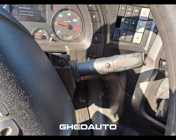 Standard nyergesvontató IVECO AS260SY/FS-CM - AS260SY/FS-CM - Furgone isotermico