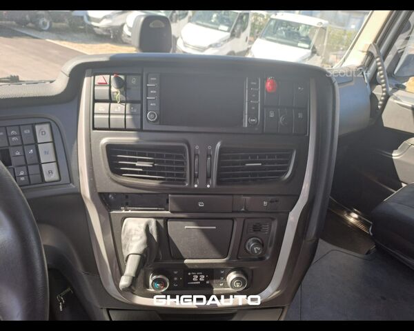 Standard nyergesvontató IVECO AS260SY/FS-CM - AS260SY/FS-CM - Furgone isotermico