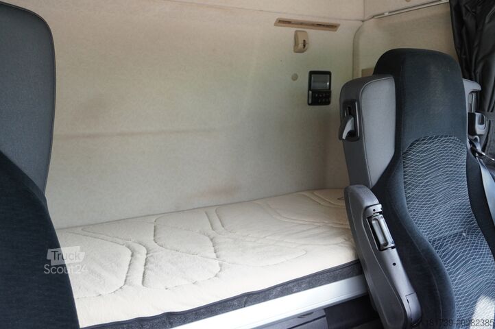 Plachta Mercedes-Benz Actros 2545 6x2 MP5/ ADR AT/Curtainsider