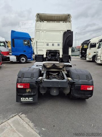 Standaard trekker DAF XF 530 FT SPACE CAB ZF INTARDER