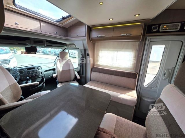 Camper semintegrato ADRIA Martrix Supreme 667 SPS - Hub/Queensbett - Solar