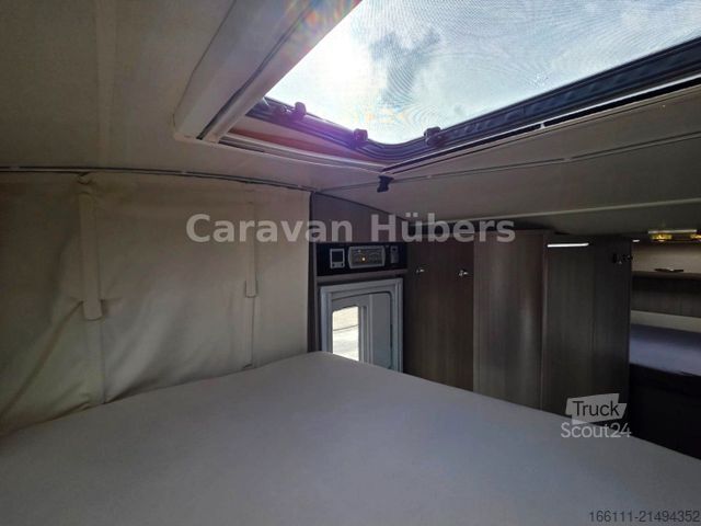 Camper semintegrato ADRIA Martrix Supreme 667 SPS - Hub/Queensbett - Solar