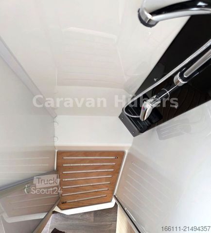 Camper semintegrato SUNLIGHT T 69LC - Queensbett - 1. Hand - Solar - Klima