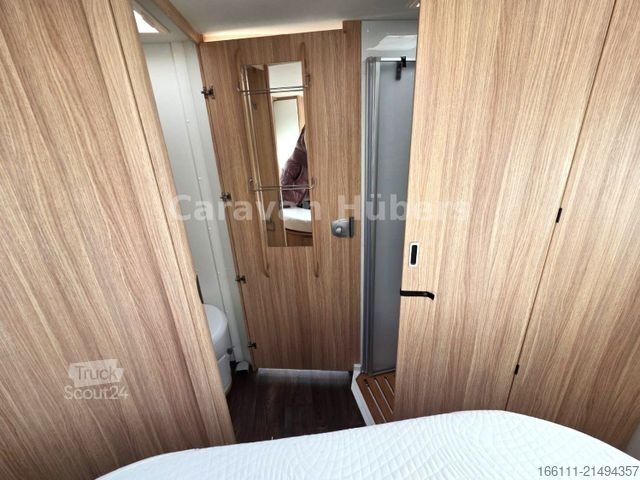 Camper semintegrato SUNLIGHT T 69LC - Queensbett - 1. Hand - Solar - Klima