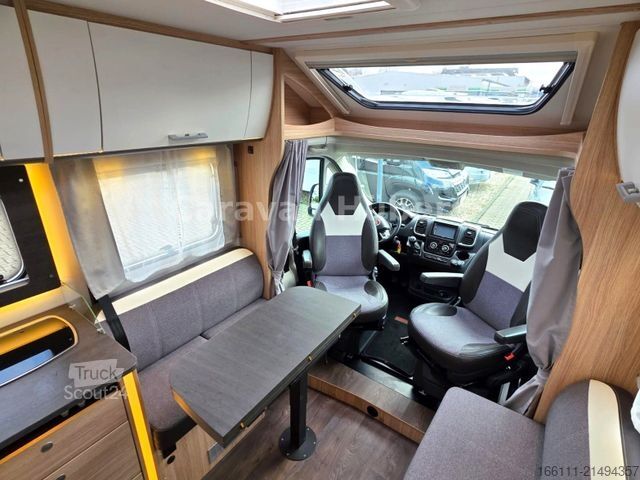 Camper semintegrato SUNLIGHT T 69LC - Queensbett - 1. Hand - Solar - Klima